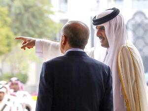 صحف سعودية تهاجم تركيا بعد قرارها نشر قوات في قطر