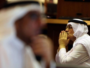 Qatar Stock Exchange dropped 6.38 percent in Monday’s early trades amid growing tensions with neighboring Gulf states. (Karim Sahib/ AFP) Qatar Stock Exchange dropped 6.38 percent in Monday’s early trades amid growing tensions with neighboring Gulf states. (Karim Sahib/ AFP)