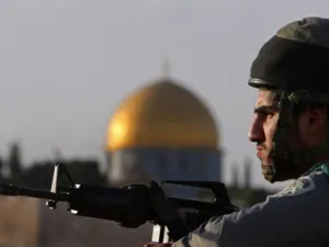  3 شبان فلسطينيين استشهدو برصاص جنود إسرائيليين في منطقة باب العمود