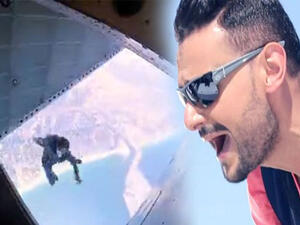 Ramez Galal in a promotional still from last year's prank show "Ramez, The Sea Shark." (Cairodar.com)