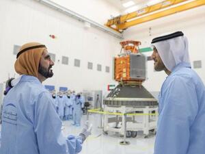  إرسال أول رائد فضاء إماراتي إلى الفضاء 