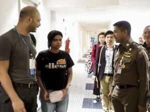 وزيرة خارجية أستراليا تصل تايلاند لبحث طلب فتاة سعودية الحصول على اللجوء