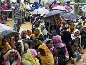 582,000 Rohingya have crossed from Myanmar's Rakhine into Bangladesh since late August, according to the U.N. (AFP/File)