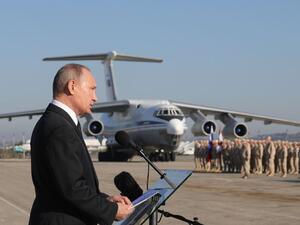 بوتين زار قاعدة حميميم قبل أسبوعين وأعلن بدء سحب القوات من سوريا 