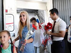 Turkish airport staff welcome Russian tourists at Antalya airport on July 9, 2016, a few months after the two countries clashed over a Russian warplane crash in Syria. (AFP/File) Turkish airport staff welcome Russian tourists at Antalya airport on July 9, 2016, a few months after the two countries clashed over a Russian warplane crash in Syria. (AFP/File)