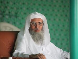 اعتقلت السلطات السعودية الشيخ سفر الحوالي وشقيقه وأربعة من أبنائه قبل أسابيع