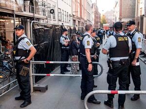 قالت الشرطة الدنماركية إنه "جرى اعتقال ثلاثة أشخاص يشتبه بأنهم انتهكوا القانون الدنماركي"