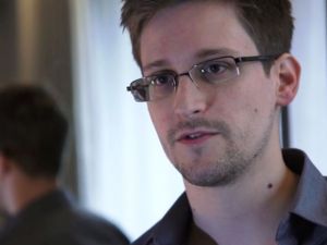  إدوارد سنودن 