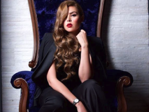 إطلالات الإعلامية السعودية سارة عبد العزيز