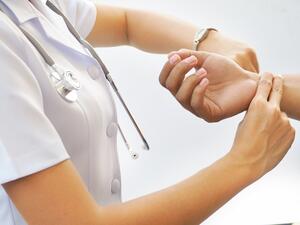 More than 87,000 nurses of different nationalities work in Saudi Arabia. Only a few of them are Saudis. (Shutterstock) More than 87,000 nurses of different nationalities work in Saudi Arabia. Only a few of them are Saudis. (Shutterstock)