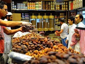 By limiting jobs in grocery stores to Saudis, the country expects to generate more than 20,000 job opportunities for citizens. (AFP/ File) By limiting jobs in grocery stores to Saudis, the country expects to generate more than 20,000 job opportunities for citizens. (AFP/ File)