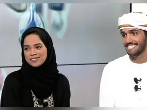 مشاعل الشحي وزوجها أحمد خميس