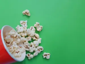 يساعد الفشار على فقدان الوزن (shutterstock.com)