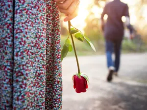 يجد مولود برج الثور، صعوبة في فقدان الأشخاص المحبوبين لديه  (shutterstock.com)
