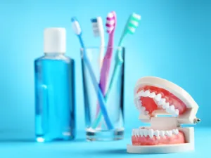 الوصفة التي سنقدمها الآن رخيصة الثمن ولكنها فعالة جداً في إزالة الجير (shutterstock.com)
