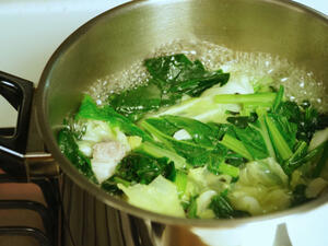 يجب عدم ترك الحساء لوقت طويل على النار (shutterstock.com)
