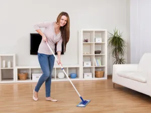 مسح المنزل يستهلك حوالي 4 سعرات حرارية