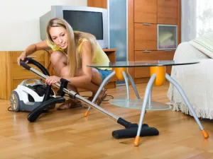 تعتبر سيدة المنزل النظافة من أساسيات الحياة 