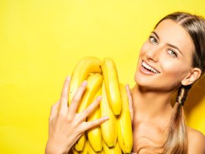 يحتوي الموز على كمية كبيرة من النشاء التي تسهم في إنقاص الوزن (shutterstock.com)
