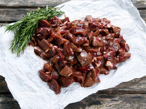 الكبدة عبارة عن نسيج يتكون بشكل رئيسي من الدم أي أنه عبارة عن تكتلات دموية (shutterstock.com)
