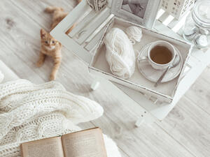 في فصل الخريف أضيفي اكسسوارات دافئة لراحة أثناء النوم في فصل الخريف أضيفي اكسسوارات دافئة لراحة أثناء النوم