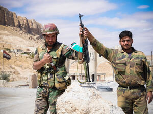 Syrian regime soldiers  (Shutterstock/File Photo)