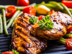 تشكيلة الخضار مع الدجاج