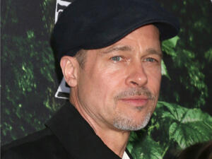 Brad Pitt is not looking to jump into a "serious relationship"(source:Kathy Hutchins / Shutterstock)