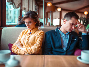 من المنطقي أن المرأة والرجل يحتاجان بالمقدار نفسه إلى الحب والعطف والحنان من الطرف الآخر (shutterstock.com)
 من المنطقي أن المرأة والرجل يحتاجان بالمقدار نفسه إلى الحب والعطف والحنان من الطرف الآخر (shutterstock.com)