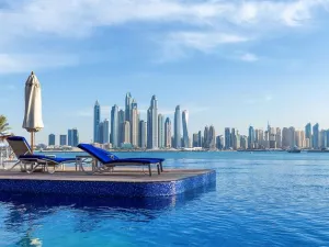استرخي في دبي (Shutterstock)