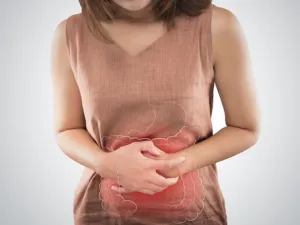 تجنب الأطعمة المصنعة والتي تحتوي على كمية كبيرة من المواد الحافظة (shutterstock.com)
