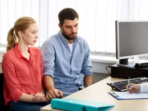 هناك بعض النصائح يمكن للرجل اتباعها مما يعمل على زيادة القدرة الإنجابية  (shutterstock.com)

