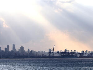 Panorama of the sea and Beirut (Shutterstock)