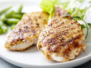 الدجاج المشوي مع الأعشاب لمرضى السكري