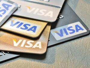 Cardholders can take advantage of exclusive discounts and spend offers for hotel stays, retail, dining, entertainment, and more, through promotions with Jumeirah Hotels & Resorts, Dubai Pass, Majid Al Futtaim Leisure and Entertainment, and Meraas. (Shutterstock)