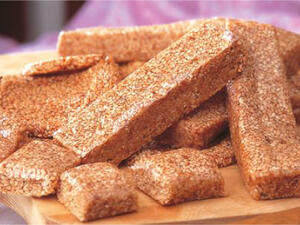 البقلاوة بالفستق من الحلويات الشرقية المميزة التي تقدم في عيد المولد النبوي الشريف في تركيا