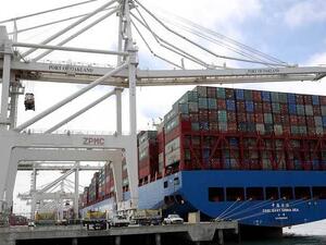 الحرب التجارية تهوي بمؤشرات الأسواق الصينية

بكين تستعد للرد على الرسوم الأميركية على وارداتها