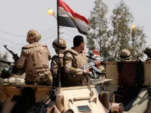 الجيش المصري يعلن مقتل 3 من رجاله و18 متشدداً في اشتباكات بسيناء
