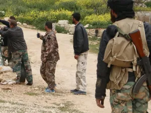 الثوار اتهموا أمريكا وروسيا بالتآمر على المعارضة السورية بريف حلب - أرشيف