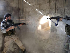 48 قتيلا بمعارك بين "النصرة" و"نور الدين زنكي" وامتداد القتال إلى إدلب