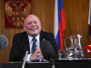 سفير روسي يحذر من "حرب باردة" إذا استمرت الحملة ضد موسكو