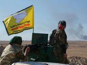 تركيا قصفت الأسبوع الماضي تحصينات تقام بالقرب من حدود في عين العرب