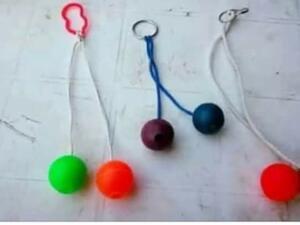 حملة أمنية من قِبل الشرطة لمصادرة هذه اللعبة من محلات الأدوات الدراسية 