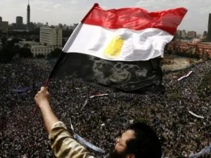 "الوصايا العشر" لإعلام السيسي لإجهاض "ثورة الغلابة"