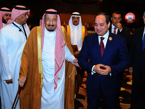  هذا اللقاء يأتي على خلفية توتر في العلاقات بين البلدين 