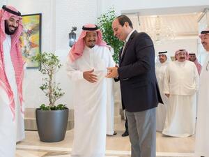 ملك السعودية يستقبل السيسي في نيوم