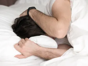 
الأحلام المزعجة من أكثر أسباب اضطرابات النوم Shutterstock.com)‎)