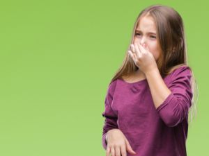 من أسباب رائحة العرق عند الأطفال السمنة والإفراط في إفراز الهرمونات
