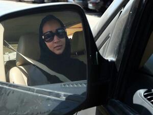 أشادت منال الشريف بـ"القيادة الجديدة" لبلادها، ووصفتها بـ"الشابة والشجاعة" 
