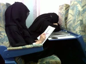 قال واحد إحدى الفتاتين إن ابنته أخذت منه أموالا دون أن يعرف وغادرت البلاد - أرشيف